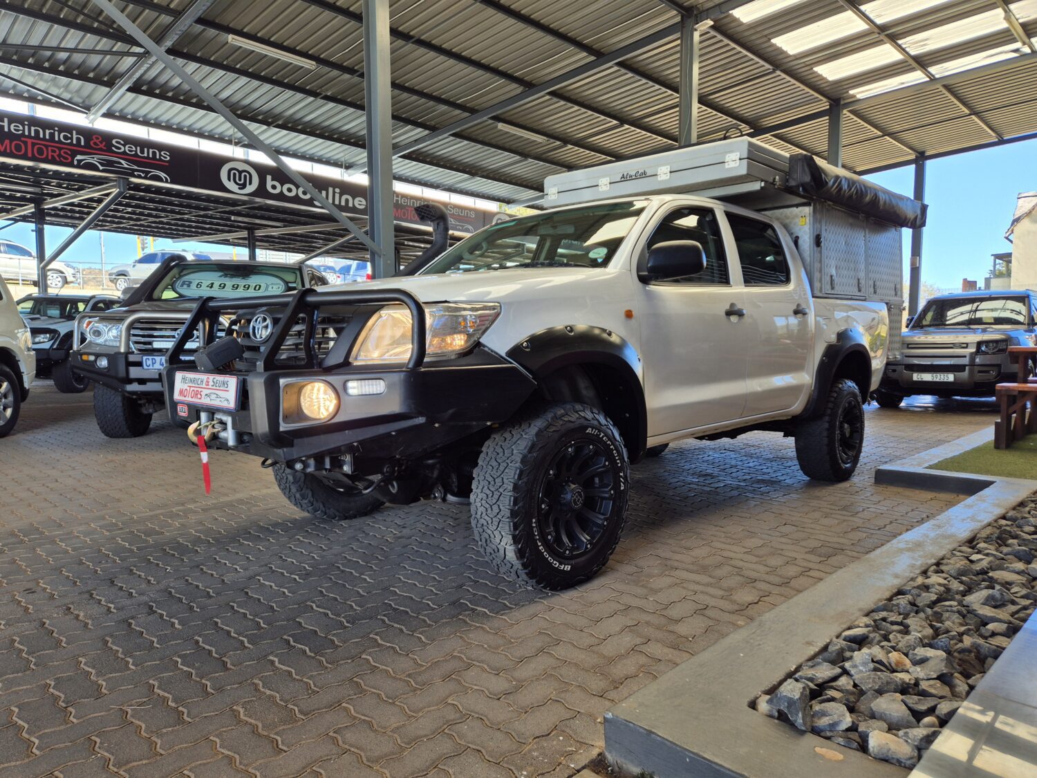 Toyota Hilux 2.5D-4D Double Cab 4×4 SRX