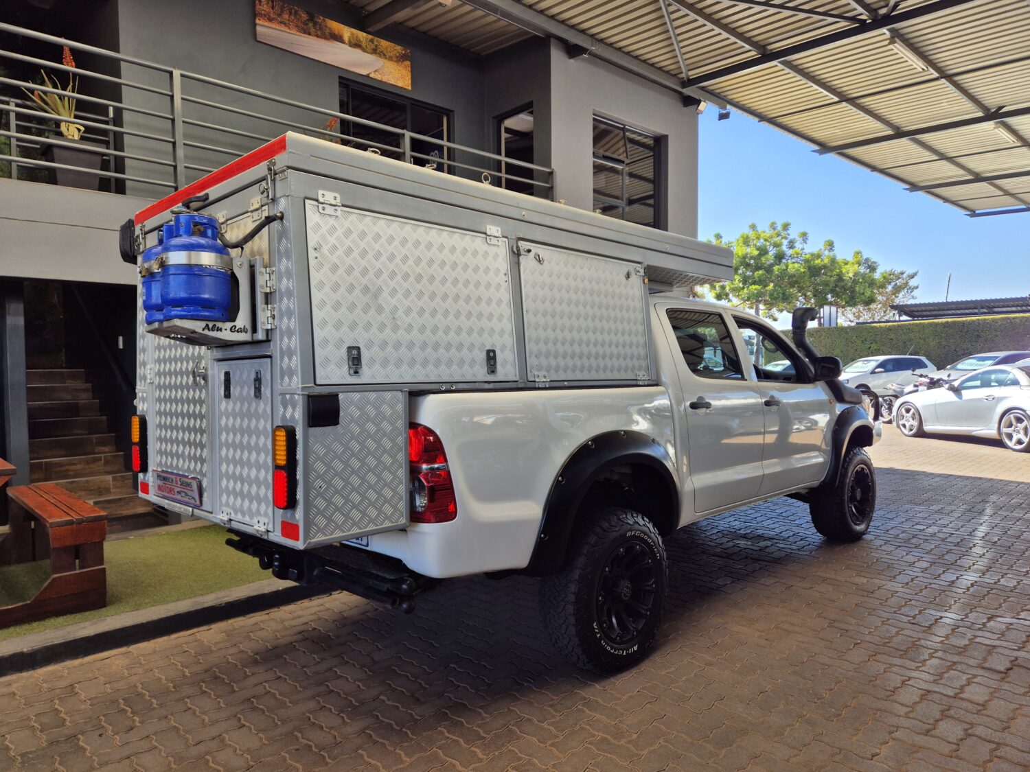 Toyota Hilux 2.5D-4D Double Cab 4×4 SRX