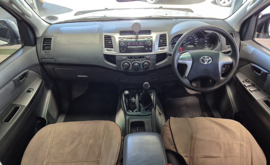 Toyota Hilux 2.5D-4D Double Cab 4×4 SRX