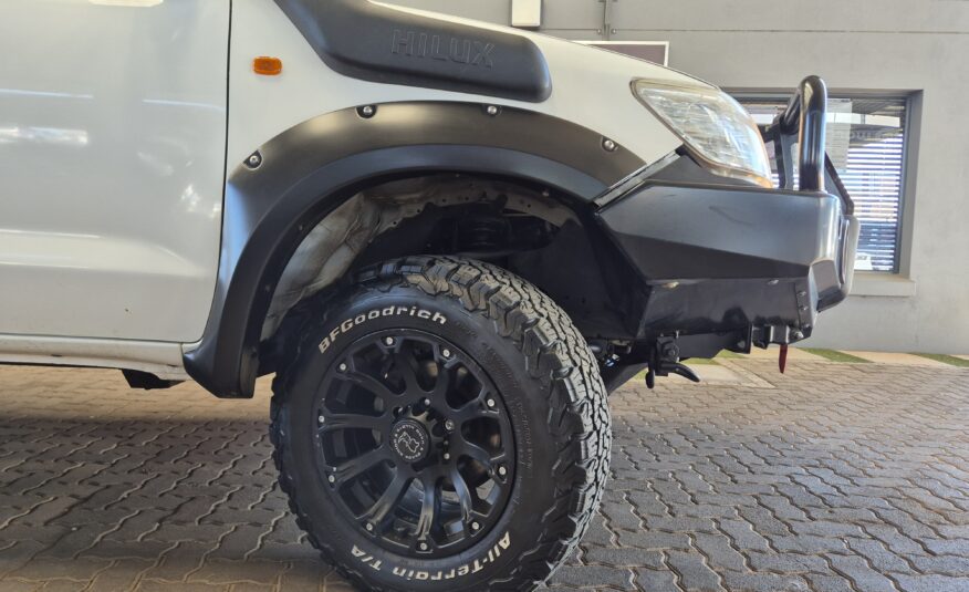 Toyota Hilux 2.5D-4D Double Cab 4×4 SRX