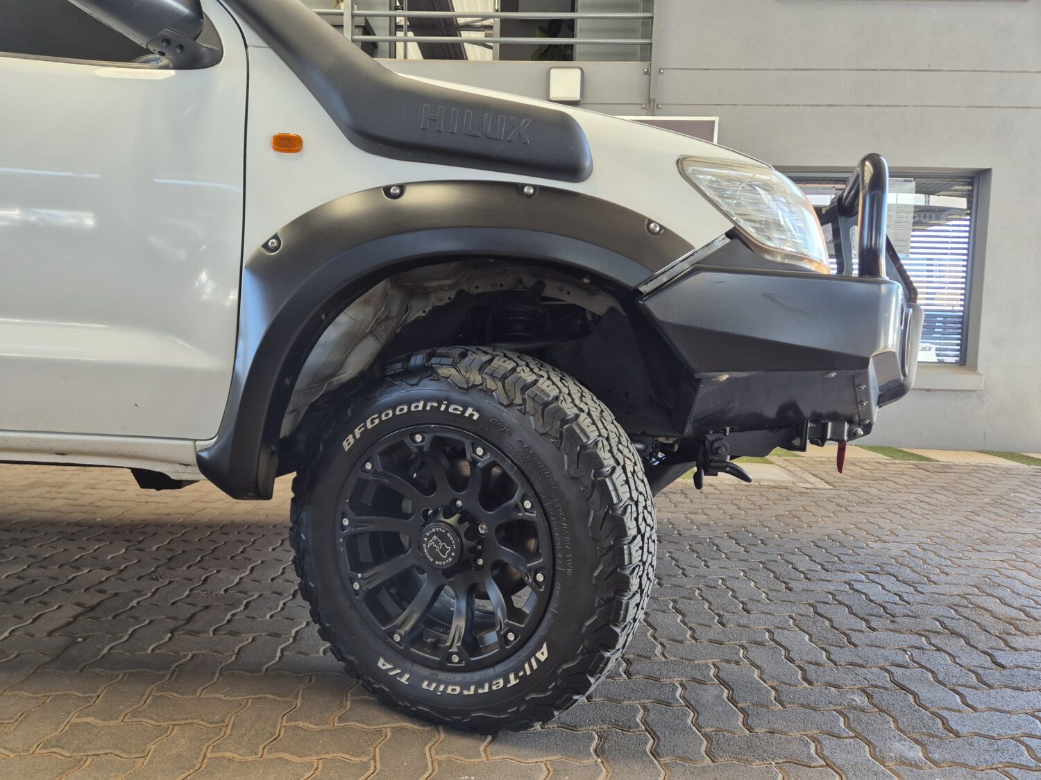 Toyota Hilux 2.5D-4D Double Cab 4×4 SRX