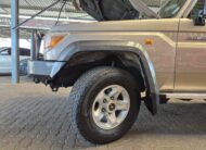 Toyota Land Cruiser 76 4.2D Station Wagon LX