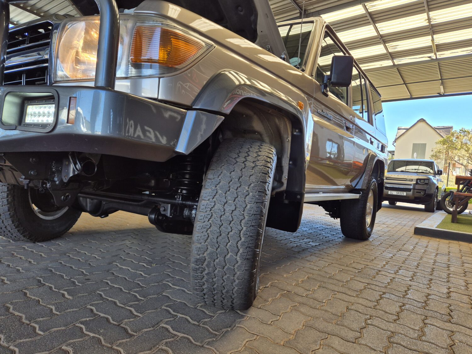 Toyota Land Cruiser 76 4.2D Station Wagon LX