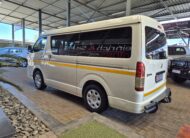 Toyota Quantum 2.7 GL 10-seater bus
