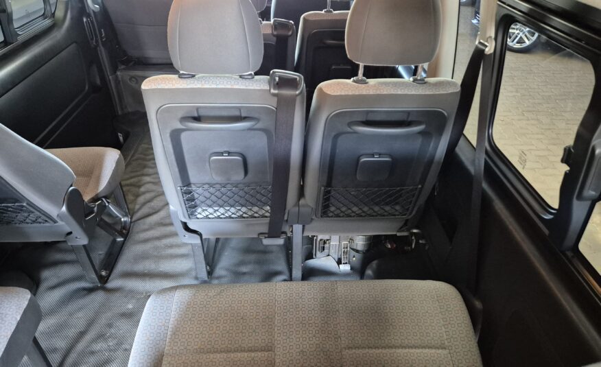 Toyota Quantum 2.7 GL 10-seater bus