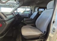 Toyota Quantum 2.7 GL 10-seater bus