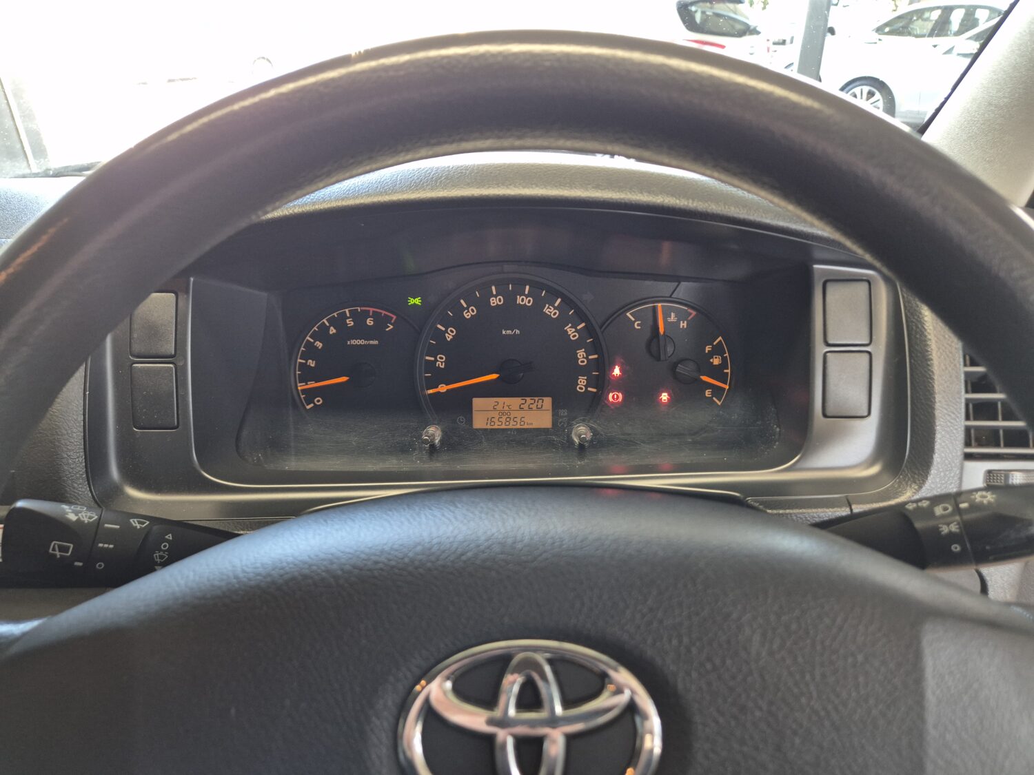 Toyota Quantum 2.7 GL 10-seater bus