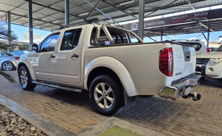 Nissan Navara 2.5dCi Double Cab XE