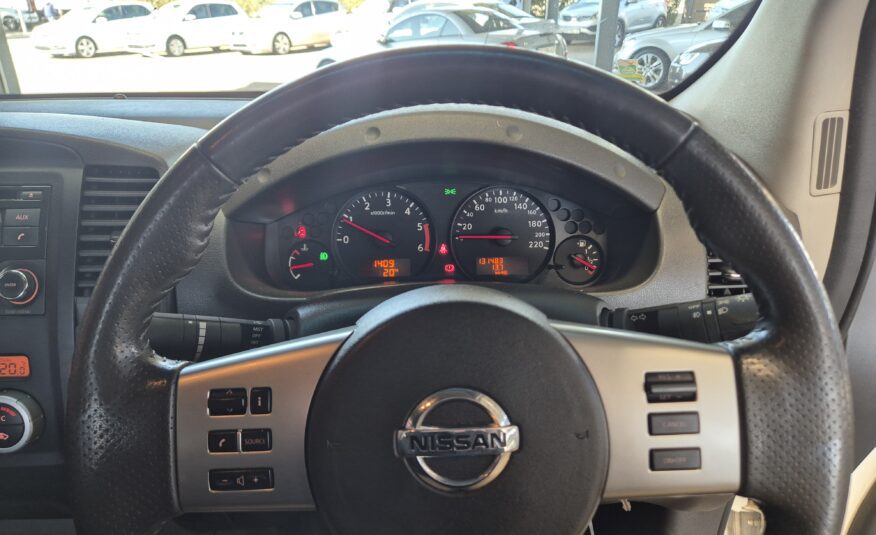 Nissan Navara 2.5dCi Double Cab XE