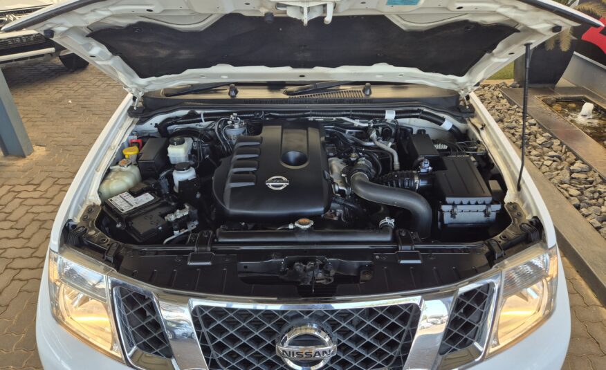 Nissan Navara 2.5dCi Double Cab XE