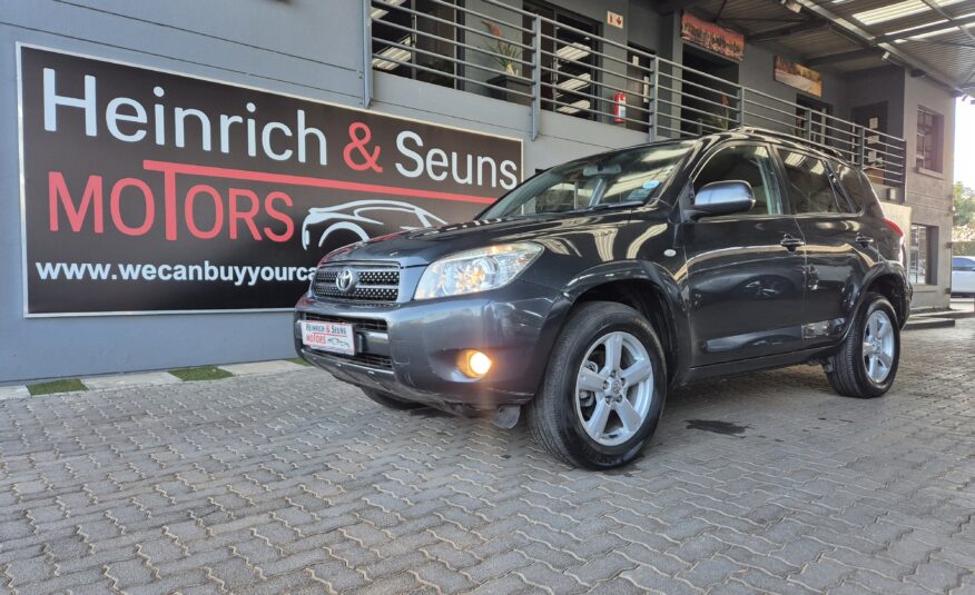 Toyota RAV4 2.0 VX