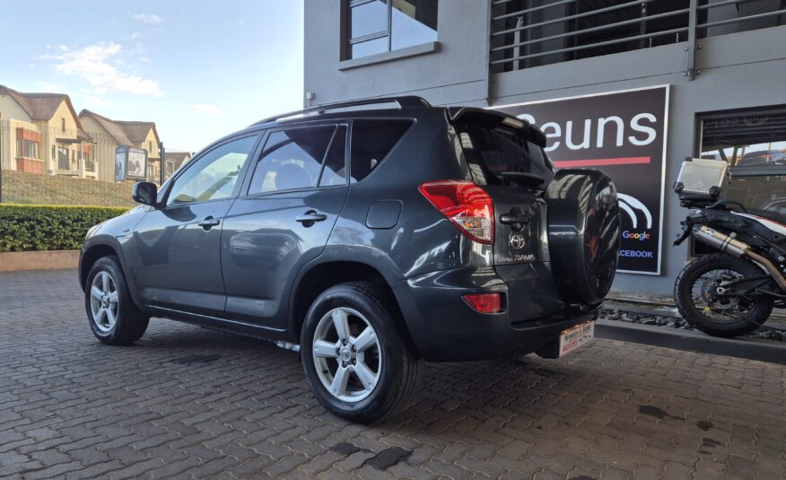 Toyota RAV4 2.0 VX