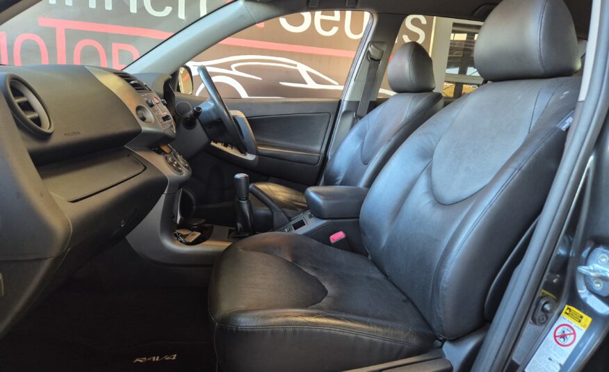 Toyota RAV4 2.0 VX