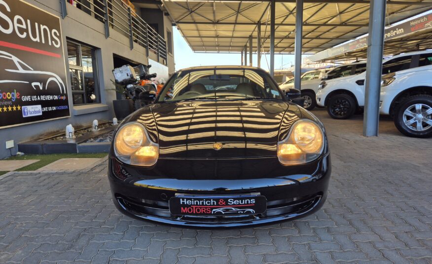 Porsche 911 Carrera 4 (996)