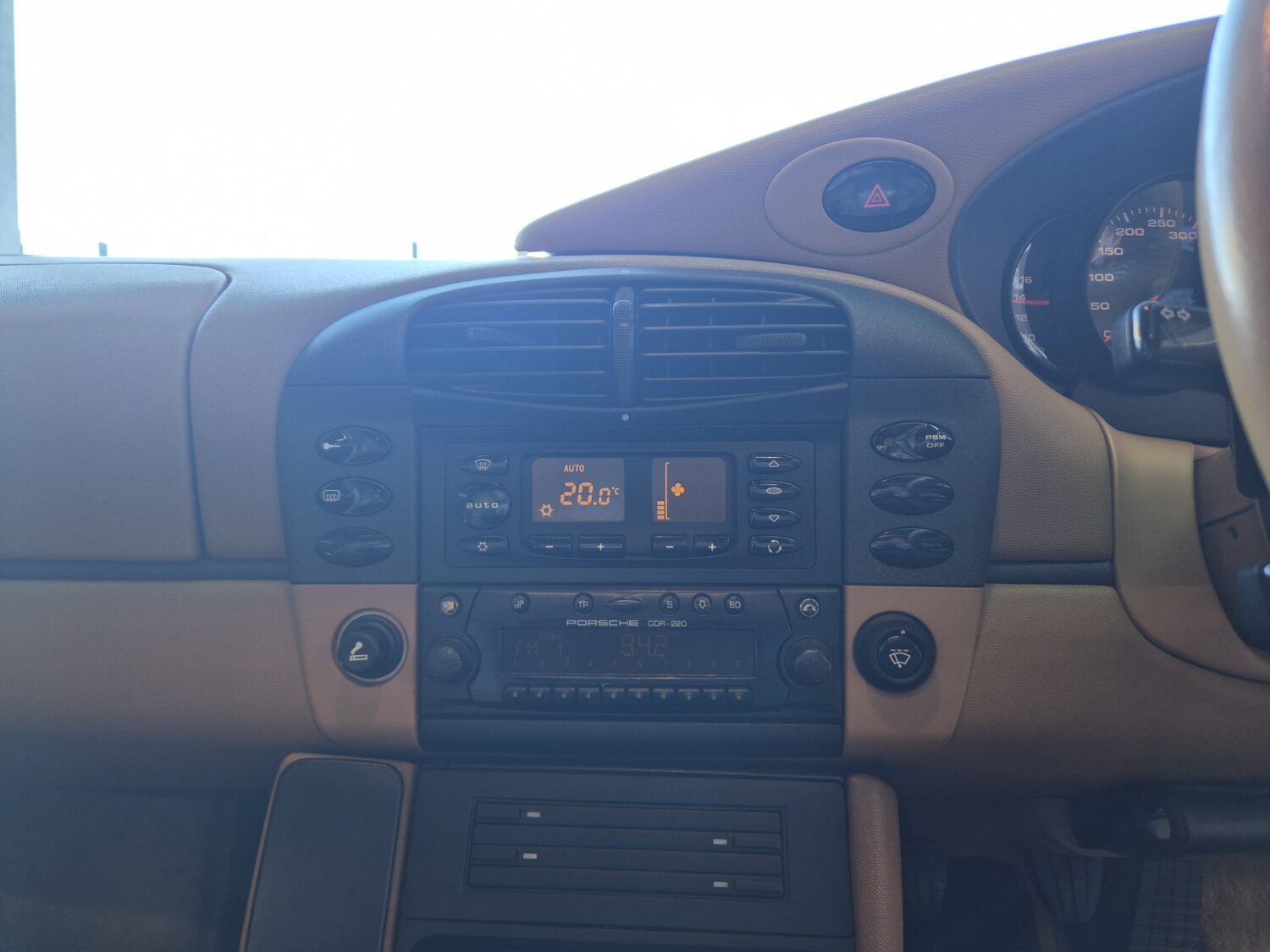 Porsche 911 Carrera 4 (996)