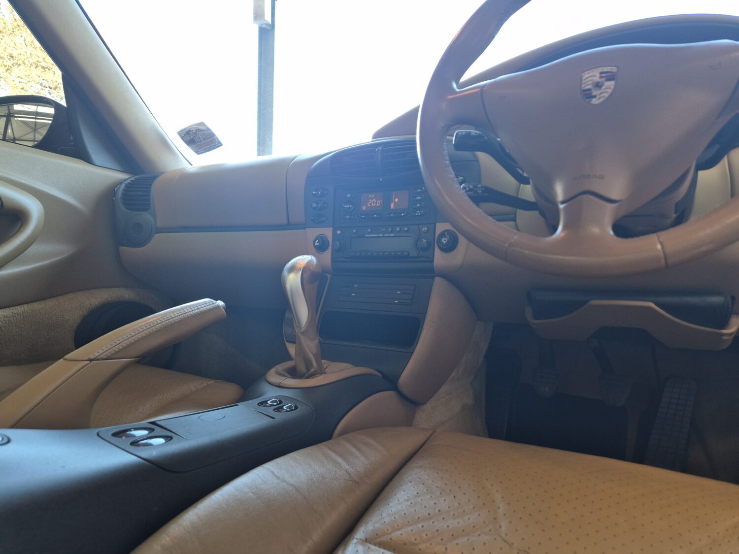 Porsche 911 Carrera 4 (996)