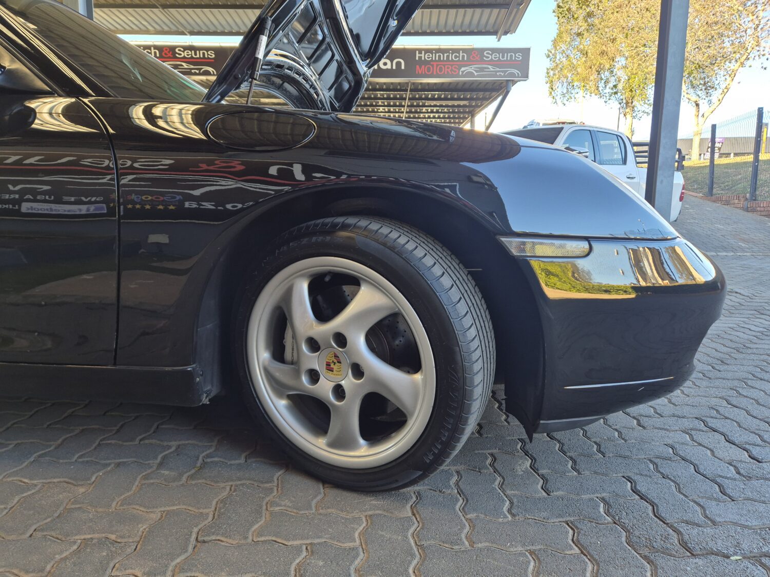 Porsche 911 Carrera 4 (996)