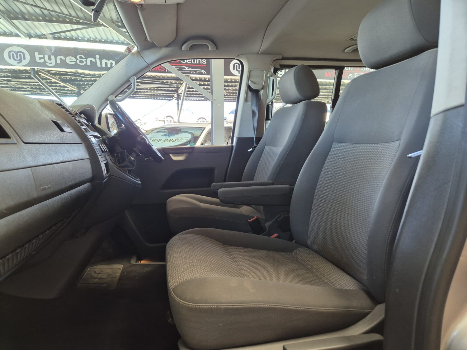 Volkswagen Kombi 2.0TDI 75kW SWB