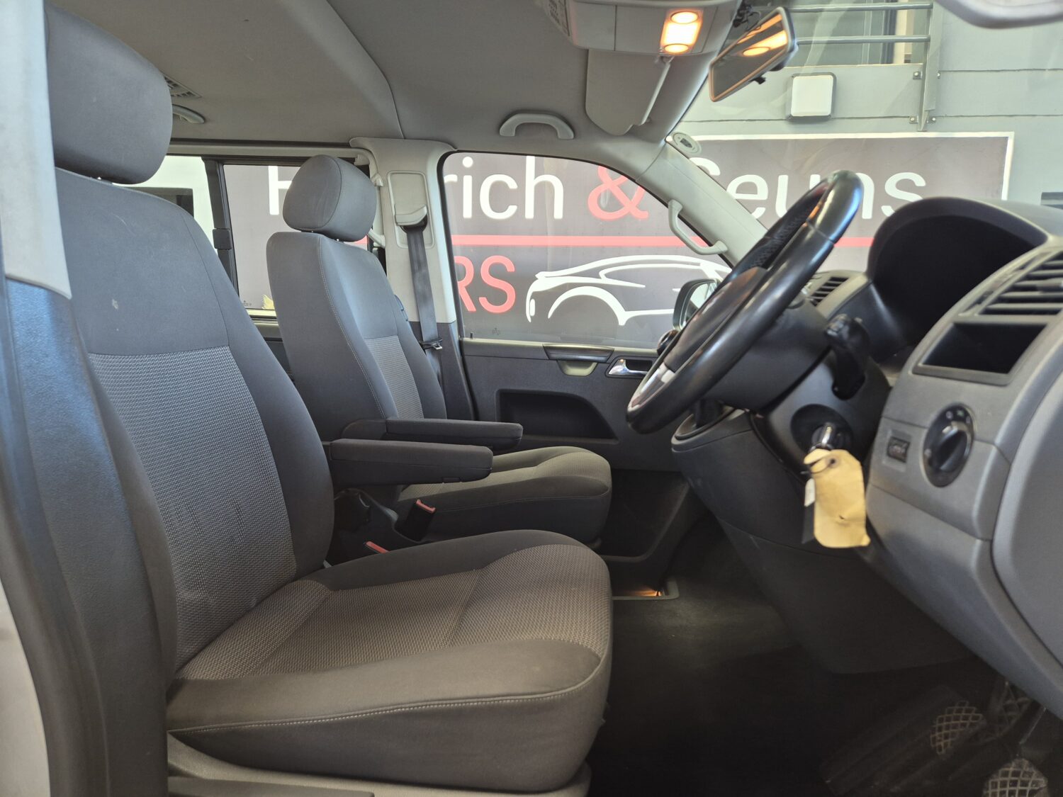 Volkswagen Kombi 2.0TDI 75kW SWB