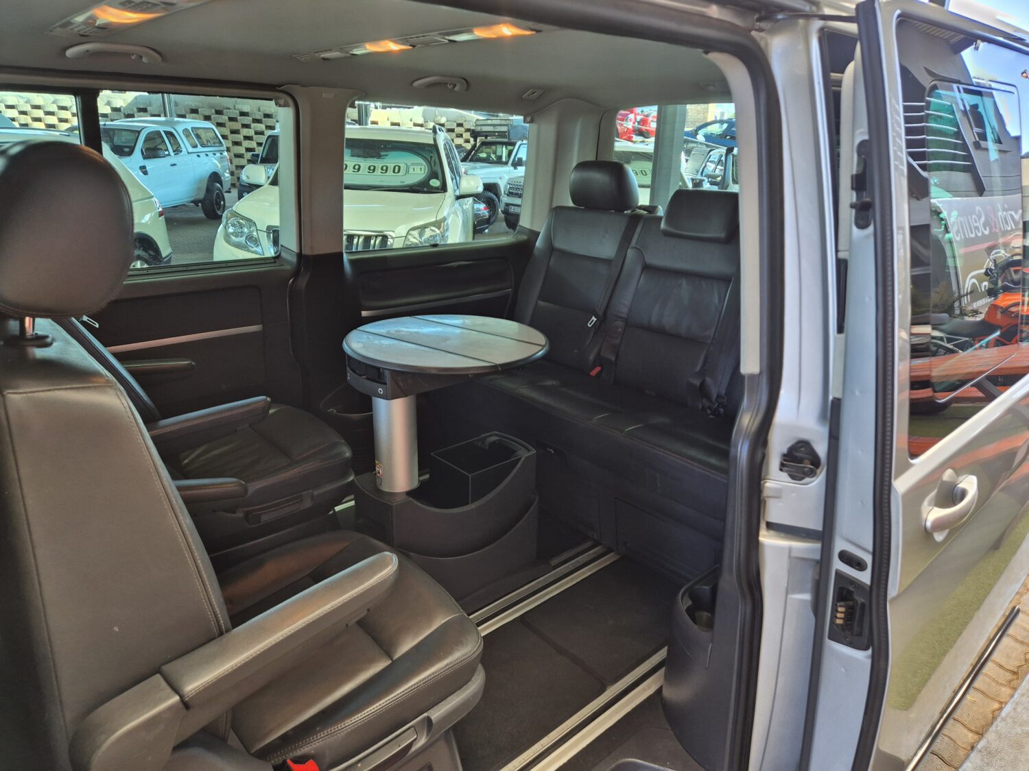 Volkswagen Caravelle 2.0BiTDI 4Motion Auto