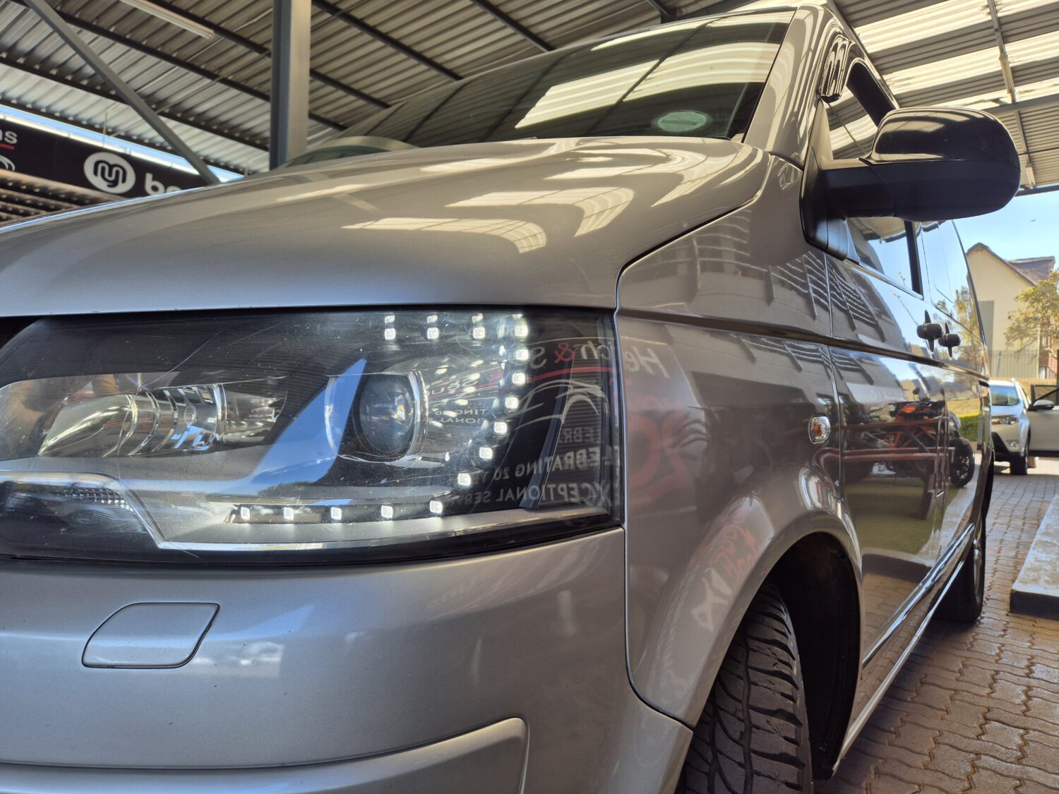 Volkswagen Caravelle 2.0BiTDI 4Motion Auto