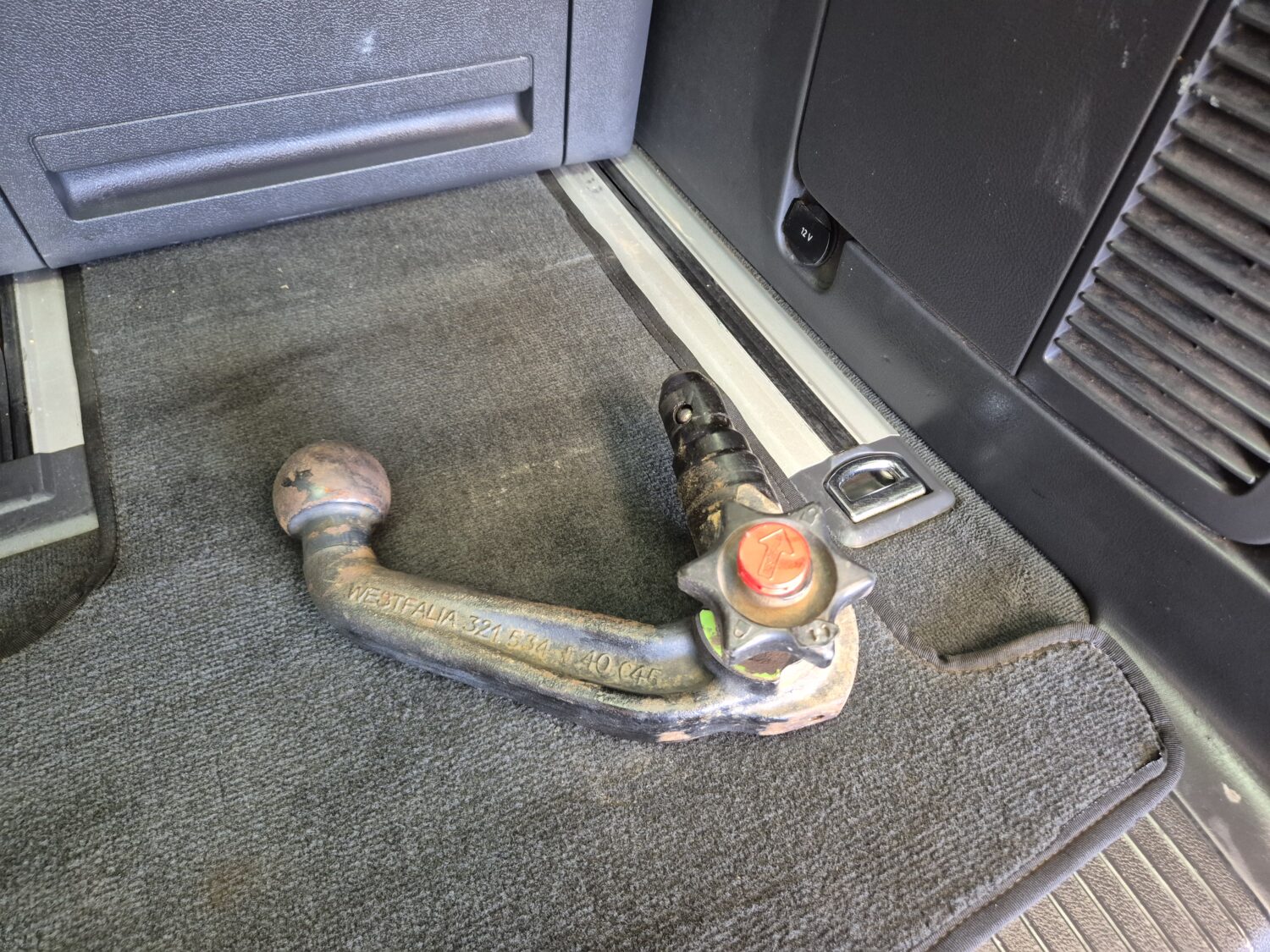 Volkswagen Caravelle 2.0BiTDI 4Motion Auto