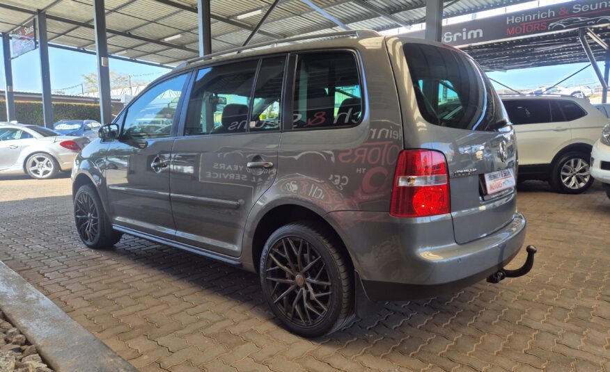 Volkswagen Touran 2.0TDI Highline