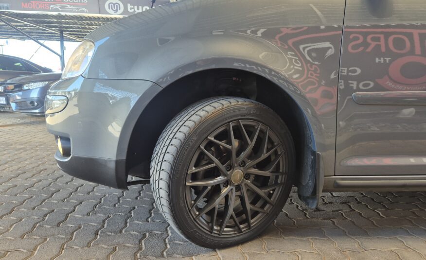 Volkswagen Touran 2.0TDI Highline