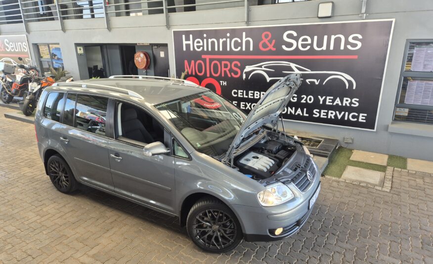 Volkswagen Touran 2.0TDI Highline
