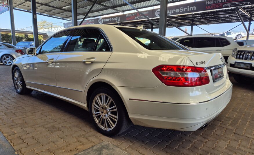 Mercedes-Benz E-Class E200CGI Elegance