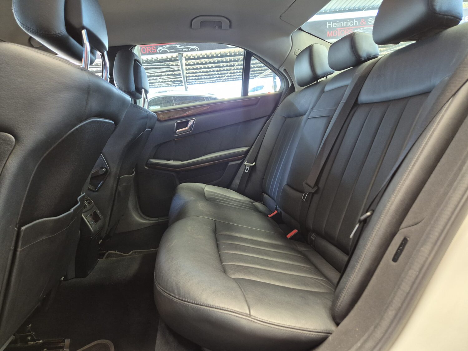 Mercedes-Benz E-Class E200CGI Elegance