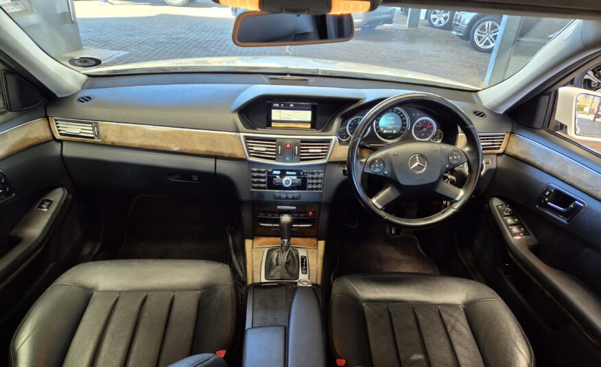 Mercedes-Benz E-Class E200CGI Elegance