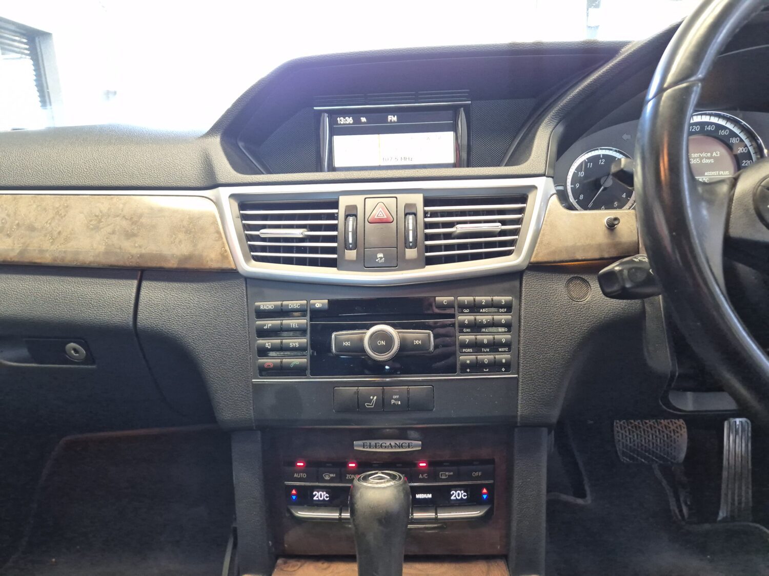 Mercedes-Benz E-Class E200CGI Elegance