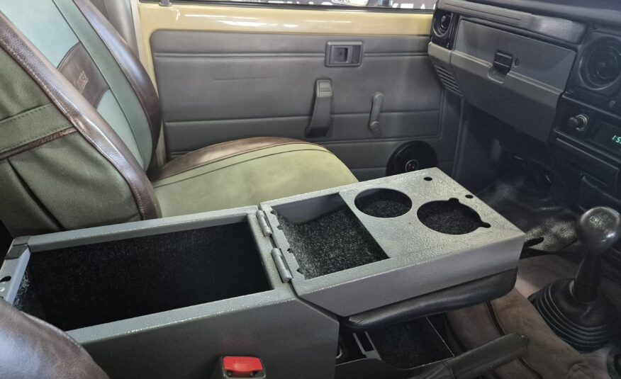Toyota Land Cruiser 70 4.5EFI PICKUP