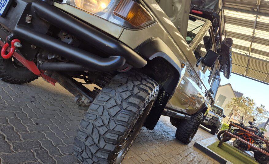 Toyota Land Cruiser 70 4.5EFI PICKUP