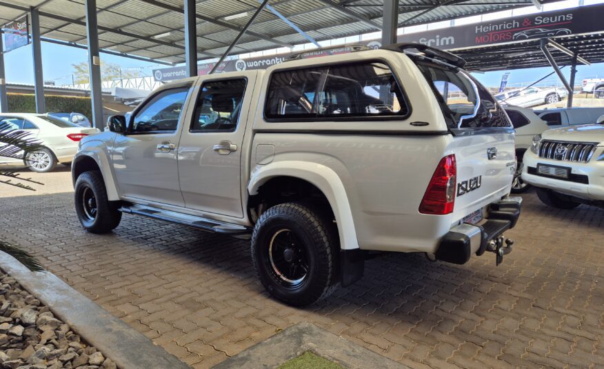 Isuzu KB 300D-Teq Double Cab LX Auto