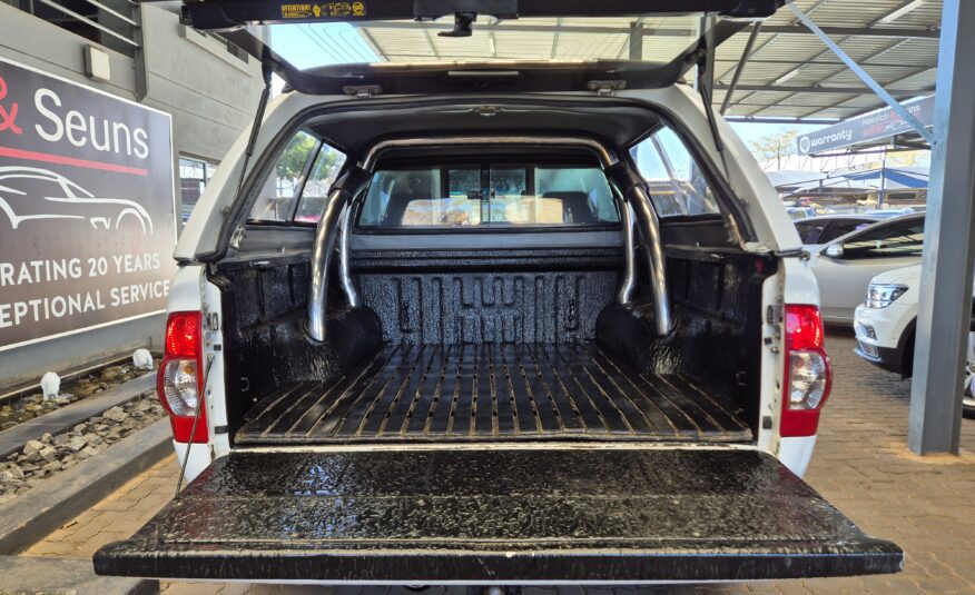 Isuzu KB 300D-Teq Double Cab LX Auto