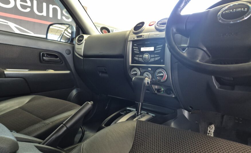 Isuzu KB 300D-Teq Double Cab LX Auto
