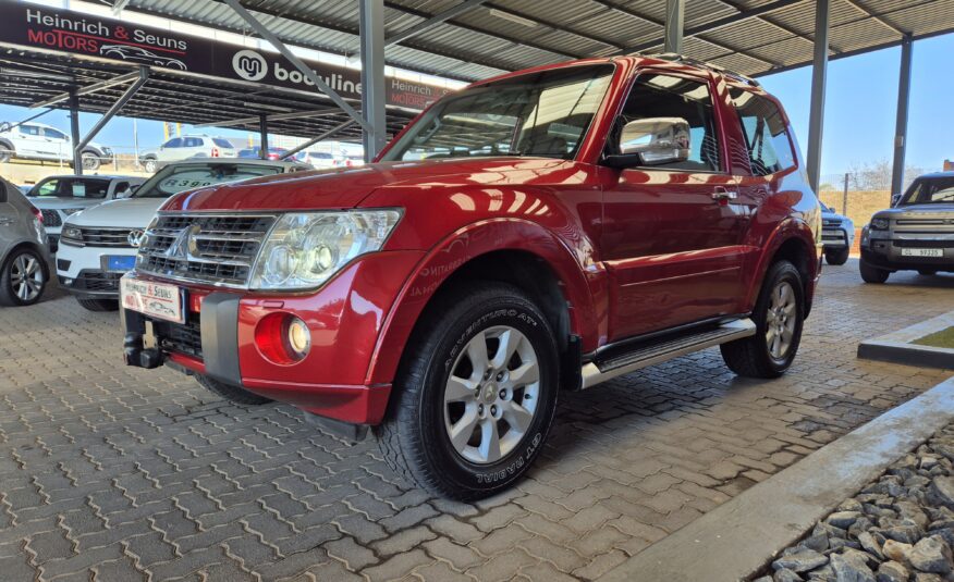 Mitsubishi Pajero 3-Door 3.2DI-D GLS