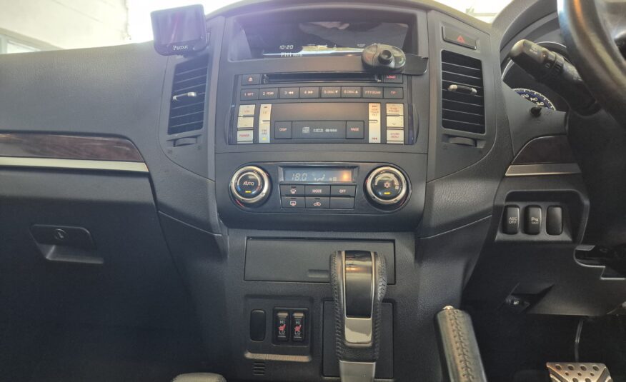 Mitsubishi Pajero 3-Door 3.2DI-D GLS