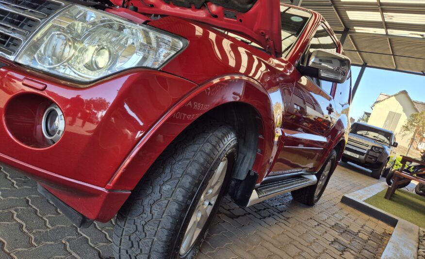 Mitsubishi Pajero 3-Door 3.2DI-D GLS