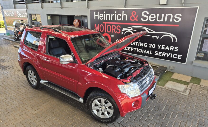 Mitsubishi Pajero 3-Door 3.2DI-D GLS