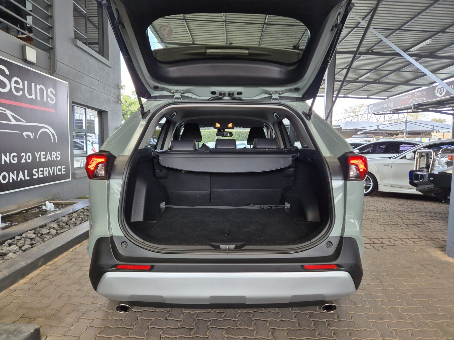 Toyota RAV4 2.0 AWD GX-R Auto