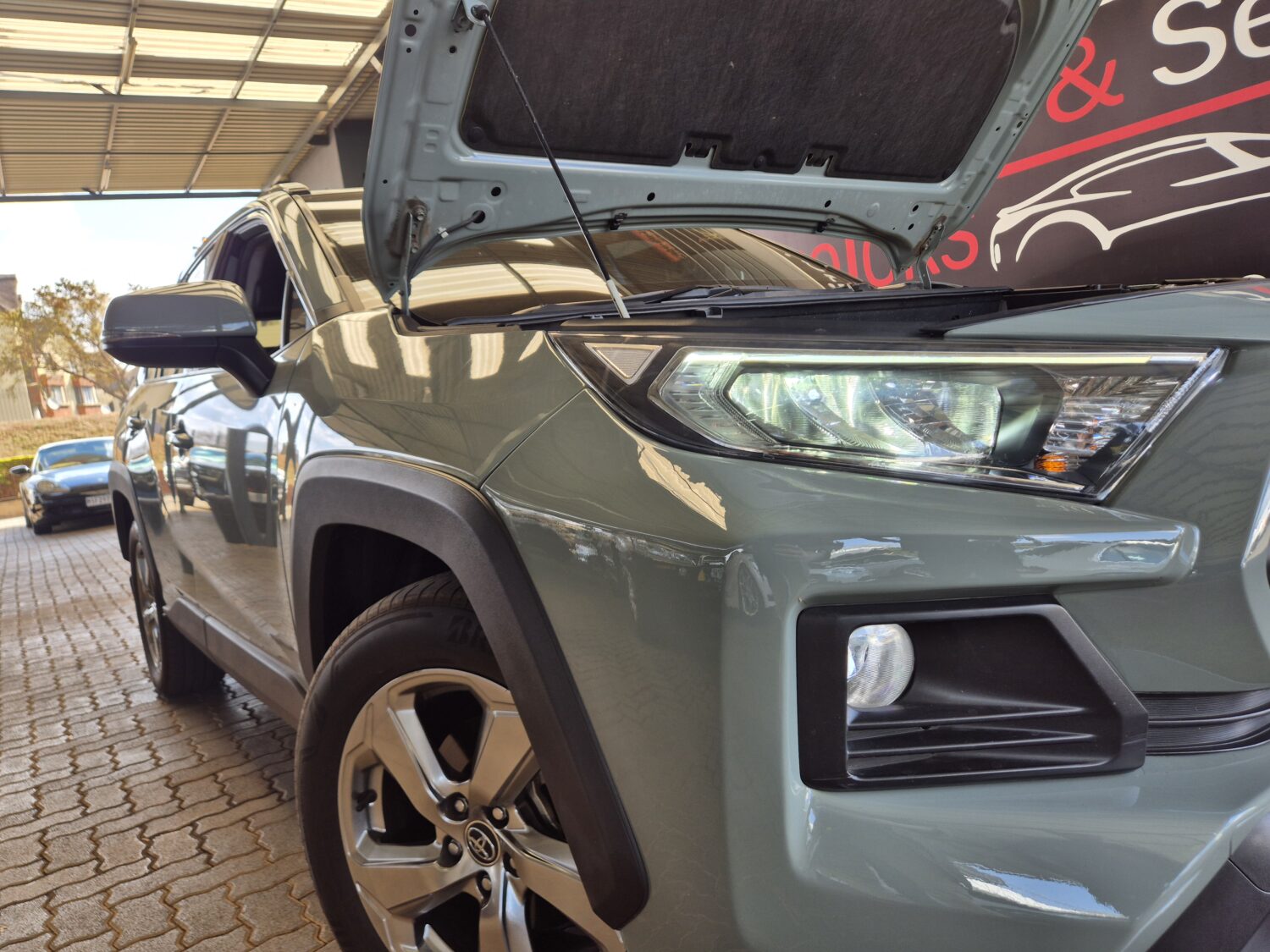 Toyota RAV4 2.0 AWD GX-R Auto