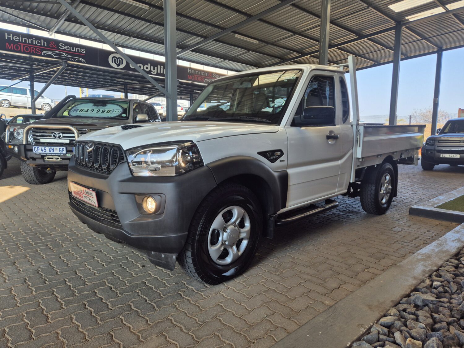 Mahindra Pik Up 2.2CRDe Single Cab Dropside S4 (aircon)