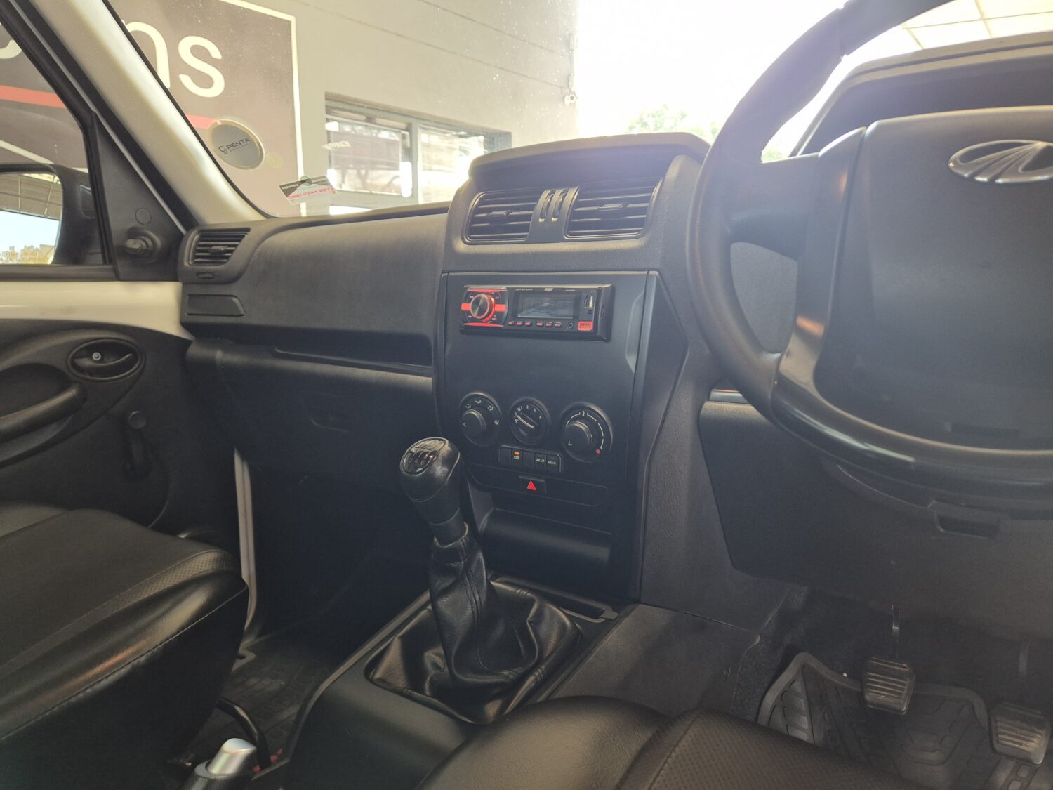 Mahindra Pik Up 2.2CRDe Single Cab Dropside S4 (aircon)