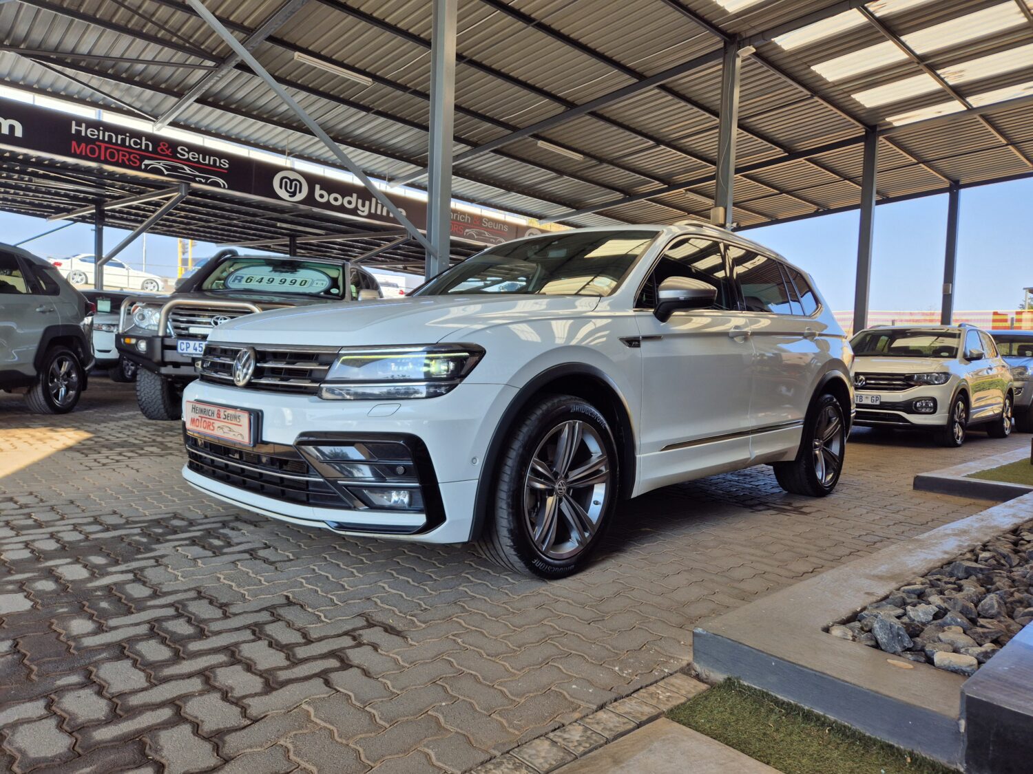 Volkswagen Tiguan Allspace 1.4TSI Comfortline R-Line