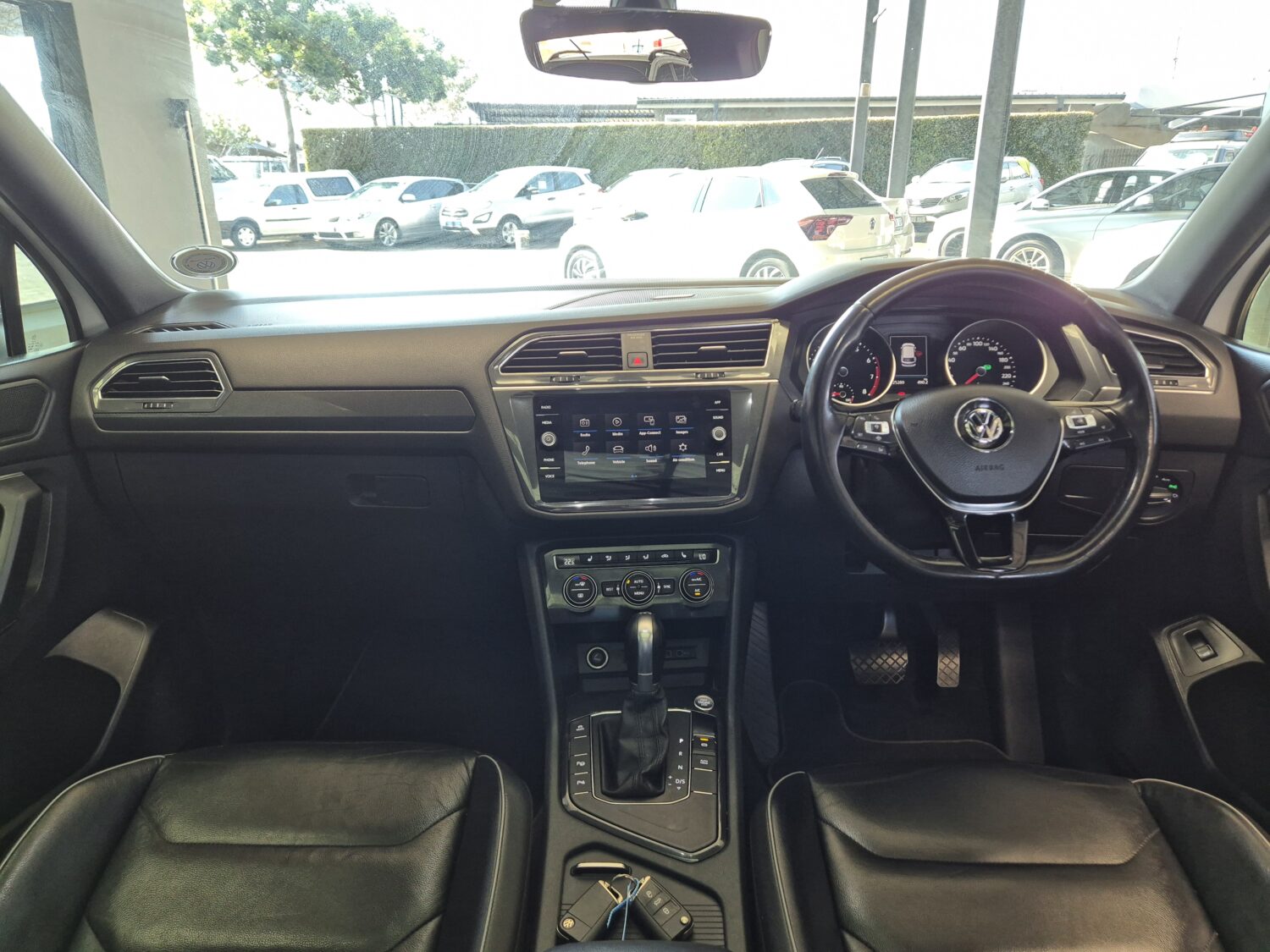 Volkswagen Tiguan Allspace 1.4TSI Comfortline R-Line