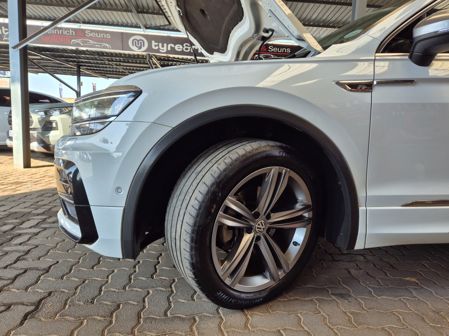 Volkswagen Tiguan Allspace 1.4TSI Comfortline R-Line