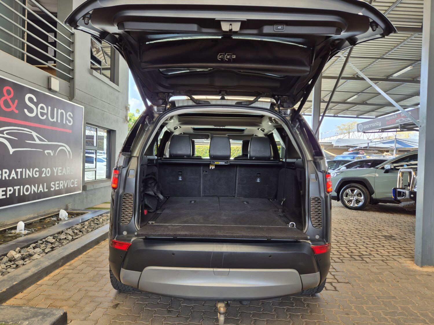 Land Rover Discovery First Edition Td6